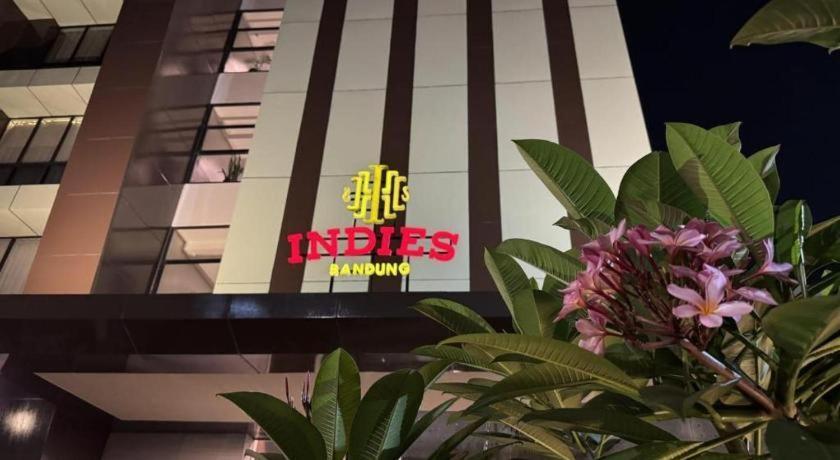 Indies Hotel Bandung Exterior photo